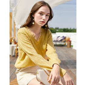 欧芮儿2022春装新款长袖V领针织打底衫女镂空宽松显瘦套头毛衣