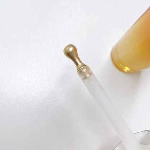 娇兰帝皇蜂姿眼部精华20ml 商品图6