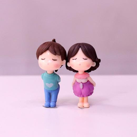 【小号】亲嘴公仔 情人节装饰摆件 建议搭配胶点和底座使用 商品图1