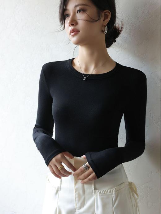 2023春秋款黑色莫代尔圆领打底衫女西装内搭修身高级感新款长袖 FS 000 1655 商品图0