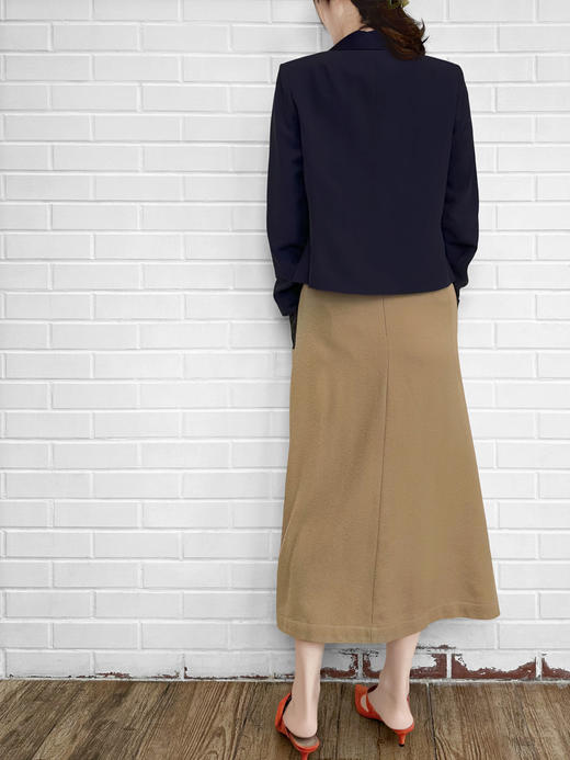 TYNVIE 小纽扣复古短西装- 深海蓝 商品图9