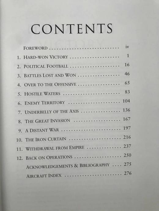 英国皇家空军图史 450余幅插图 精装大16开 商品图5