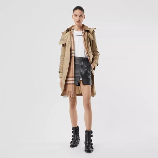 Burberry 博柏利 男女通款经典格纹羊绒围巾 商品图4