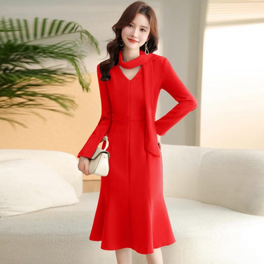 春装女简约时尚，收腰减龄潮流百搭大气修身显瘦鱼尾连衣裙HR-WH23169 商品图0