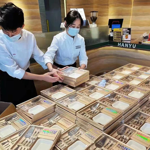 黑巢-高档餐具  送人首选生日蛋糕 商品图0