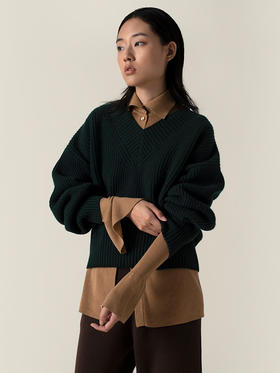 322工房再造经典加厚纯羊绒衫2022新款宽松保暖V领针织套头衫A951