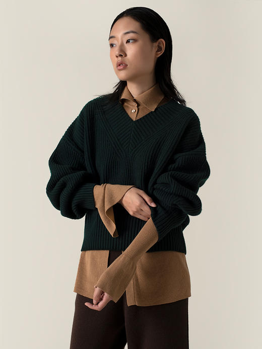 322工房再造经典加厚纯羊绒衫2022新款宽松保暖V领针织套头衫A951 商品图0