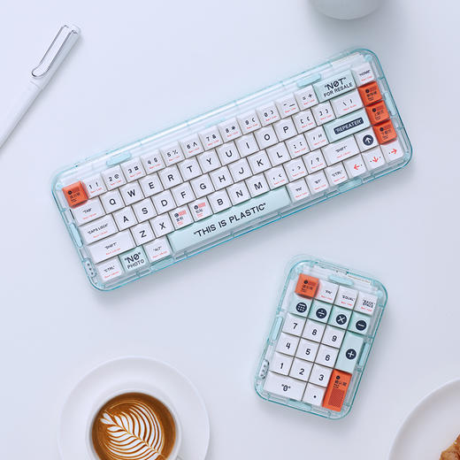 MelGeek Mojo68 无线三模机械键盘 透明色 白轴/茶轴 商品图2