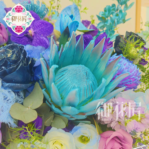 曳青纡紫 • 鲜花花束 商品图1