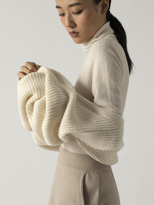 322工房叠搭造型加厚羊绒羊毛纹理坎肩2022新款截短针织外套A943 商品图2