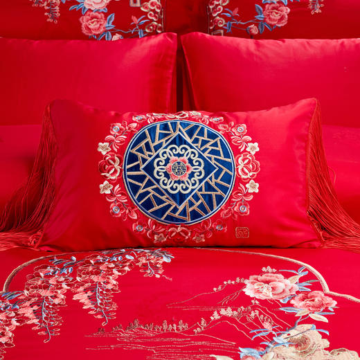 【春上新】10楼 安睡宝 全棉绣花婚庆八件套--花开富贵 吊牌价6999-7599元 活动价2999-3299元 商品图1