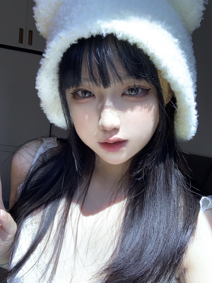 Onechu美瞳 年抛隐形眼镜 泪光银闪14.2mm 1副/2片-VVCON美瞳商城24