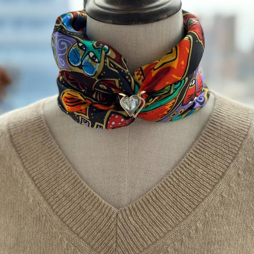 积分兑换【甄珠贝】招财猫丝巾和施华洛世奇水晶丝巾扣礼盒套装 商品图10