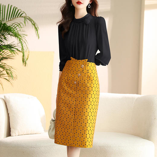 春季上新修身显瘦，时尚潮流随性搭配气质两件套HR-WHA1429 商品图3