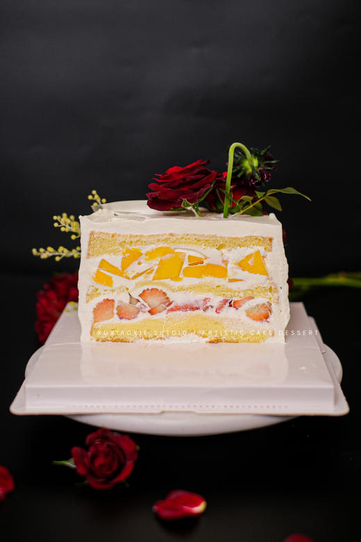 情人节限定｜鲜花水果奶油蛋糕（3层胚2层水果夹心） 商品图4