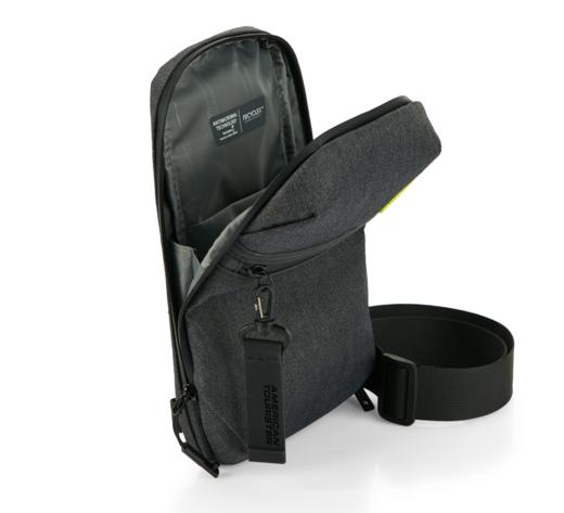 【美旅】ORBIT系列时尚潮搭胸包QC9*004 商品图1