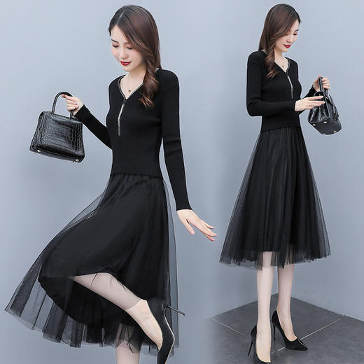 XS-93378 连衣裙女2023春季新款女装韩版收腰弹性大码针织V领网纱连衣裙女 商品图3