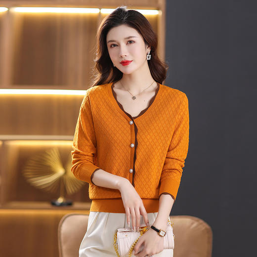 V领针织衫洋气减龄短款毛衣打底衫早春小衫CC-101-80072 商品图3