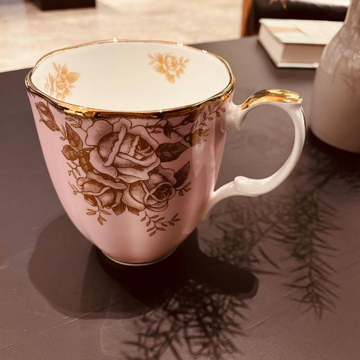 百货世界-汩湫Royal Albert阿尔伯特百年系列骨瓷马克杯1960 商品图1