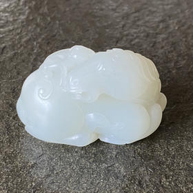 和田玉（白玉）籽料挂件--马上封侯102.01g