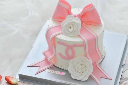 8寸山茶花翻糖蛋糕 商品图0