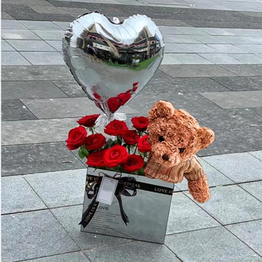 只想抱抱你---玫瑰泰迪熊心形气球抱抱袋六选一 商品图0