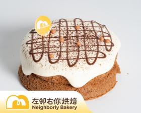 栗子拿铁 · 爆浆流心蛋糕