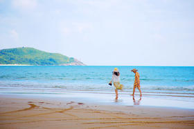 海南客照丨“热带海岛，椰林沙滩，南法式度假真的会上瘾 ”