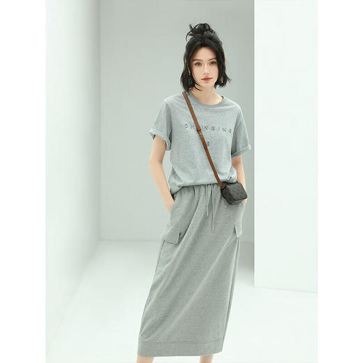 COCOBELLA立体字母刺绣短袖T恤女灰色圆领休闲纯棉上衣TS900 商品图2