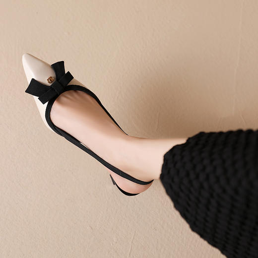 春季新款，时尚撞色蝴蝶结尖头凉鞋JZX-21-100 商品图1