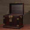 紫檀盝顶官皮箱 商品缩略图3