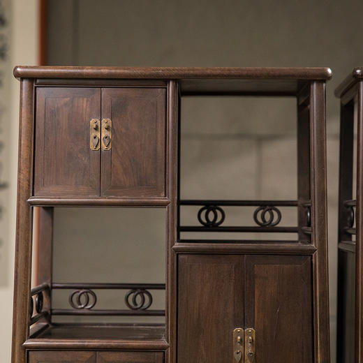 民国 紫檀博古柜摆件（一对） 商品图1