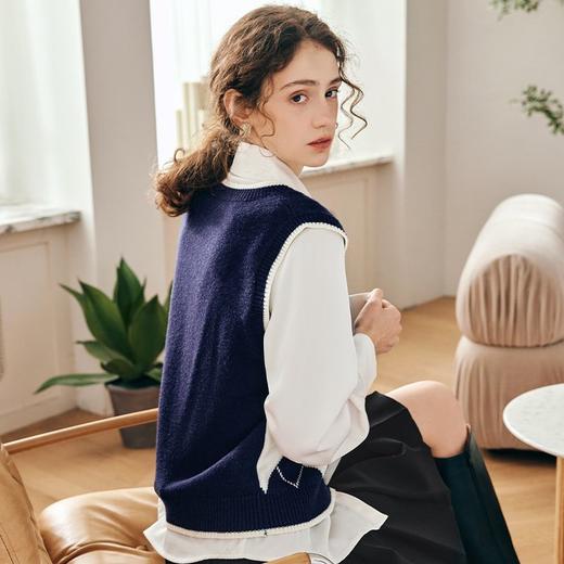 OLrain欧芮儿法式菱格毛衣马甲女早春2023新款英伦风减龄针织背心 商品图2