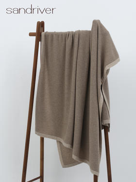 针梭相拼自然色羊绒毯 SJF91P252N