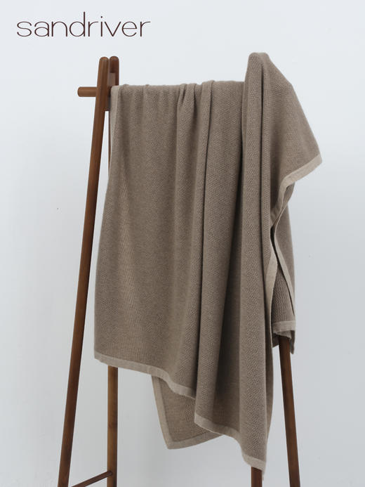 针梭相拼自然色羊绒毯 SJF91P252N 商品图0