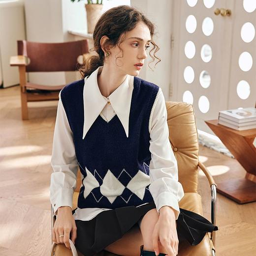 OLrain欧芮儿法式菱格毛衣马甲女早春2023新款英伦风减龄针织背心 商品图0