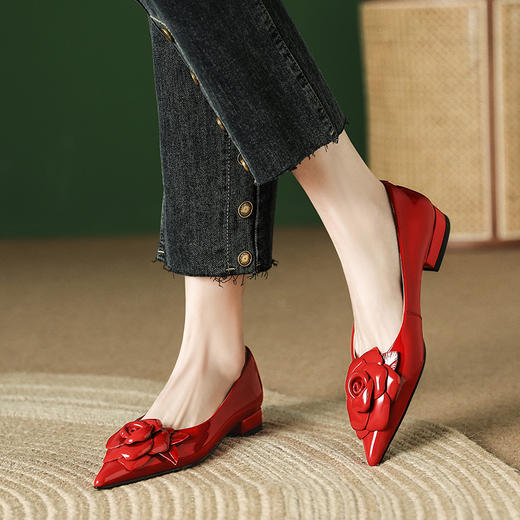 尖头气质款，女平底头层牛皮单鞋单鞋穿出高跟气质气质感满满XHD-D2326 商品图4