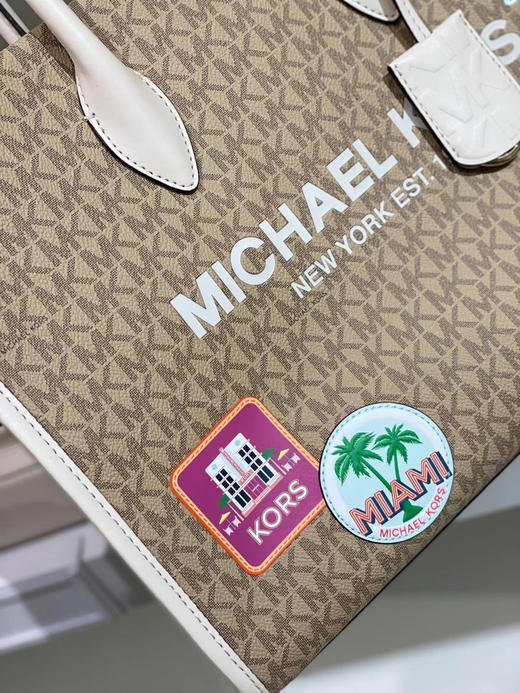 春季新款1450￥🇺🇸直邮，Mk Mirella中号logo横托版特包🦩热带风光，带有长款肩带，自重超轻 商品图2