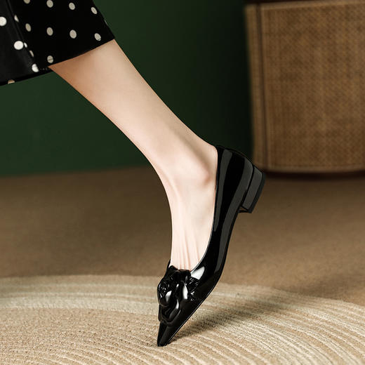 尖头气质款，女平底头层牛皮单鞋单鞋穿出高跟气质气质感满满XHD-D2326 商品图1