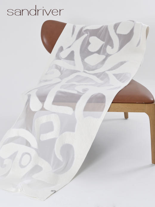 凤凰剪花真丝羊绒相拼手工毡披肩 SJF94P065N 商品图0