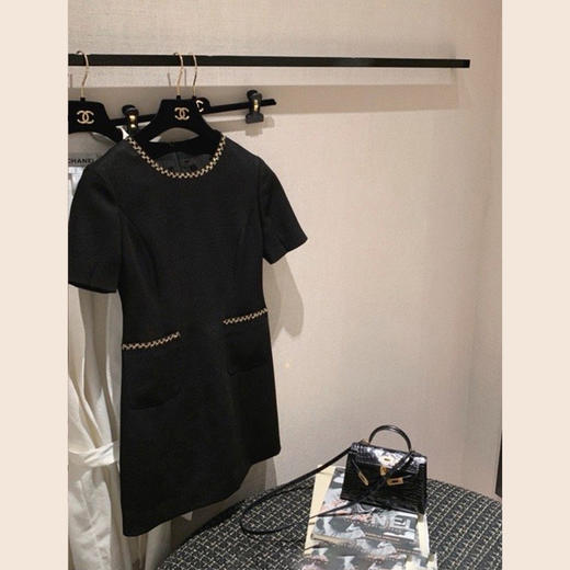 金蘑菇菇【coco crush黑金醋酸小香】编织名媛时尚显瘦套装 商品图2