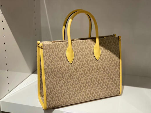 老花款1450￥🇺🇸直邮，Mk Mirella中号logo横托版特包，带有长款肩带，自重超轻 商品图5