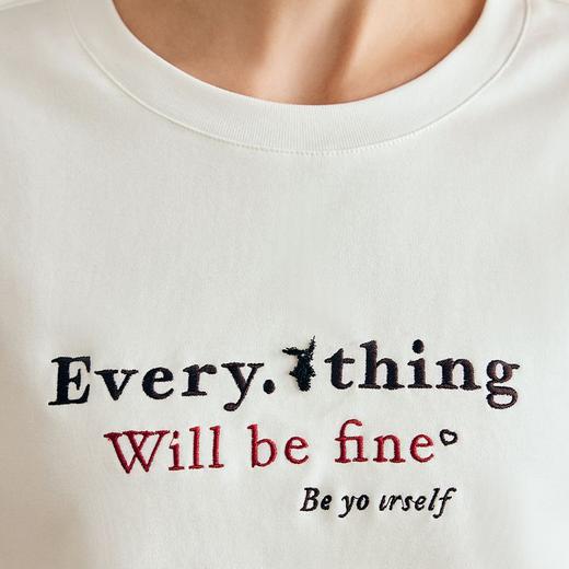 OLrain欧芮儿法式白色长袖T恤女早春2023年新款字母刺绣正肩上衣 商品图1