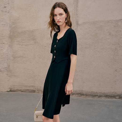 EITIE爱特爱春季新款气质时尚高腰显瘦连衣裙7307037 商品图2