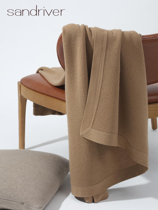 针梭相拼自然色羊绒毯 SJF91P252N 商品图4