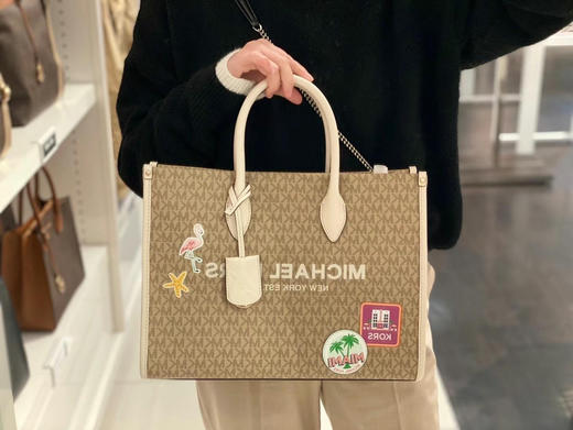 春季新款1450￥🇺🇸直邮，Mk Mirella中号logo横托版特包🦩热带风光，带有长款肩带，自重超轻 商品图5