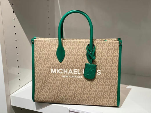 老花款1450￥🇺🇸直邮，Mk Mirella中号logo横托版特包，带有长款肩带，自重超轻 商品图0