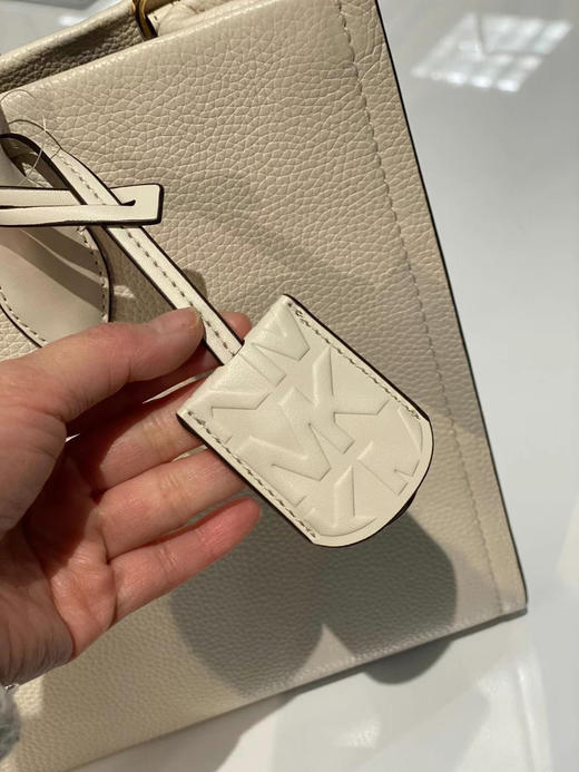 纯色款1450￥🇺🇸直邮，Mk Mirella横托版特包，带有长款肩带，自重超轻 商品图3