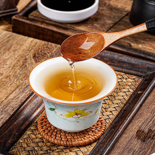 【清甜不躁！古法熬制枇杷秋梨膏】蜂蜜、梨、罗汉果、枇杷果、菊花、桔梗、甘草、胖大海，精选多种草本原材！滋润感沁人心脾、 四季滋养300g/瓶 商品图2