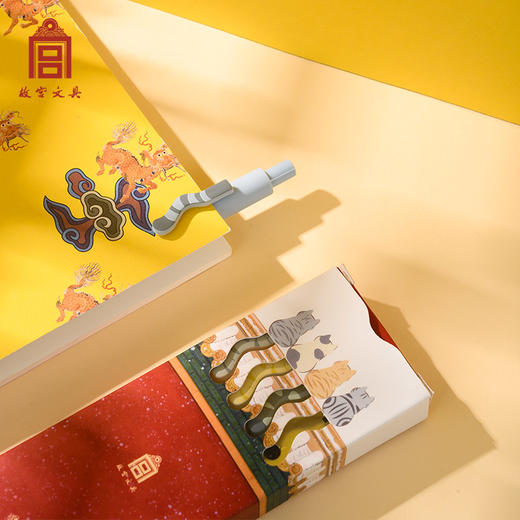 故宫文具宫猫四合如意中性笔学生办公考试书写专用子弹头圆珠笔国潮创意书写直排式速干 商品图3